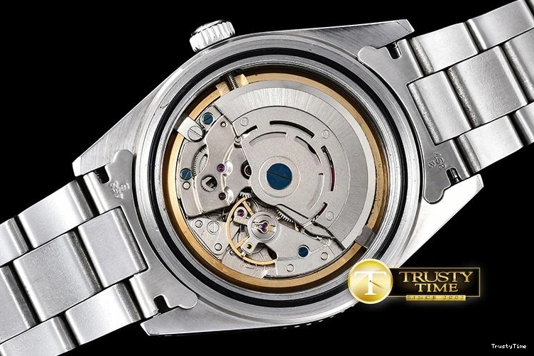 1108 Resilient ROLSUB0186 – Vintage Sub Ref 6205 White A- 1026